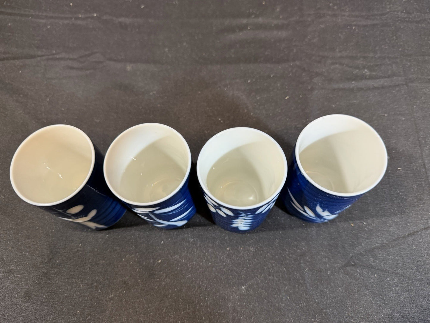 Vintage Japanese Blue White Scenic Mugs 2 With 4 Sake Cups Porcelain Set
