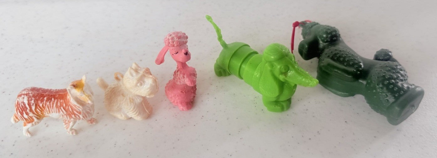 Vintage Plastic Dog Figure Lot Oral-B Dachshund Jak Pak Come to the Fair