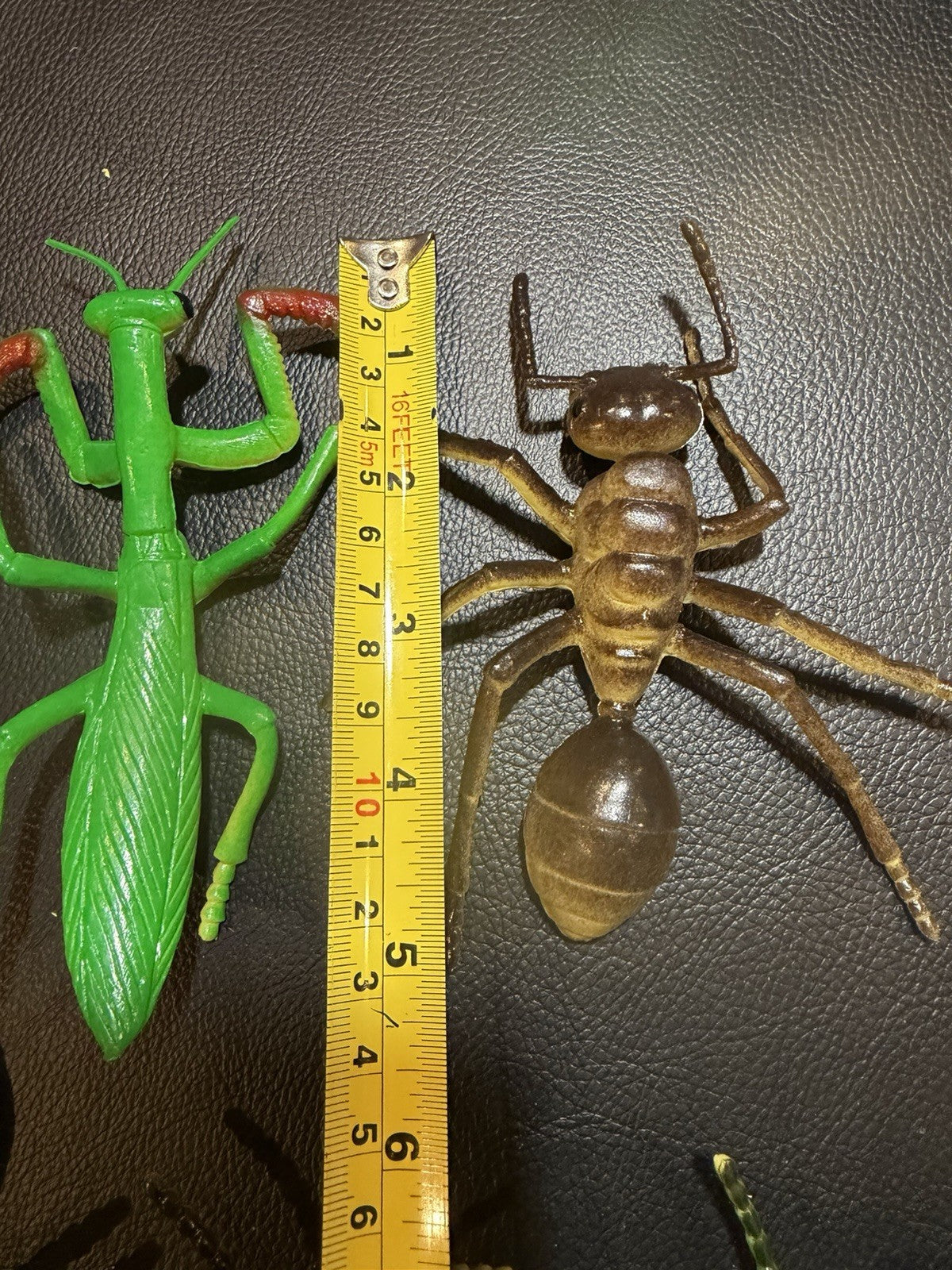Large NWT Plastic Insect Toys Figures Bug Assortment Ant Mantis Beetle 60+ pc