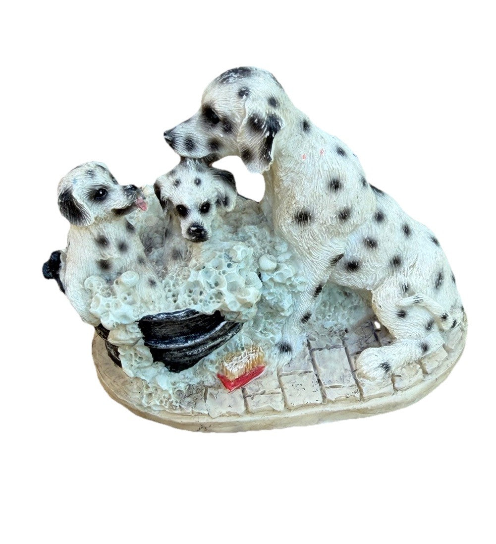 Youngs Collectables Dalmatian Dog Figurine Family Bath Scene 4"x3"
