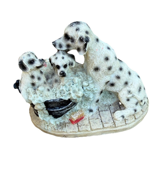 Youngs Collectables Dalmatian Dog Figurine Family Bath Scene 4"x3"