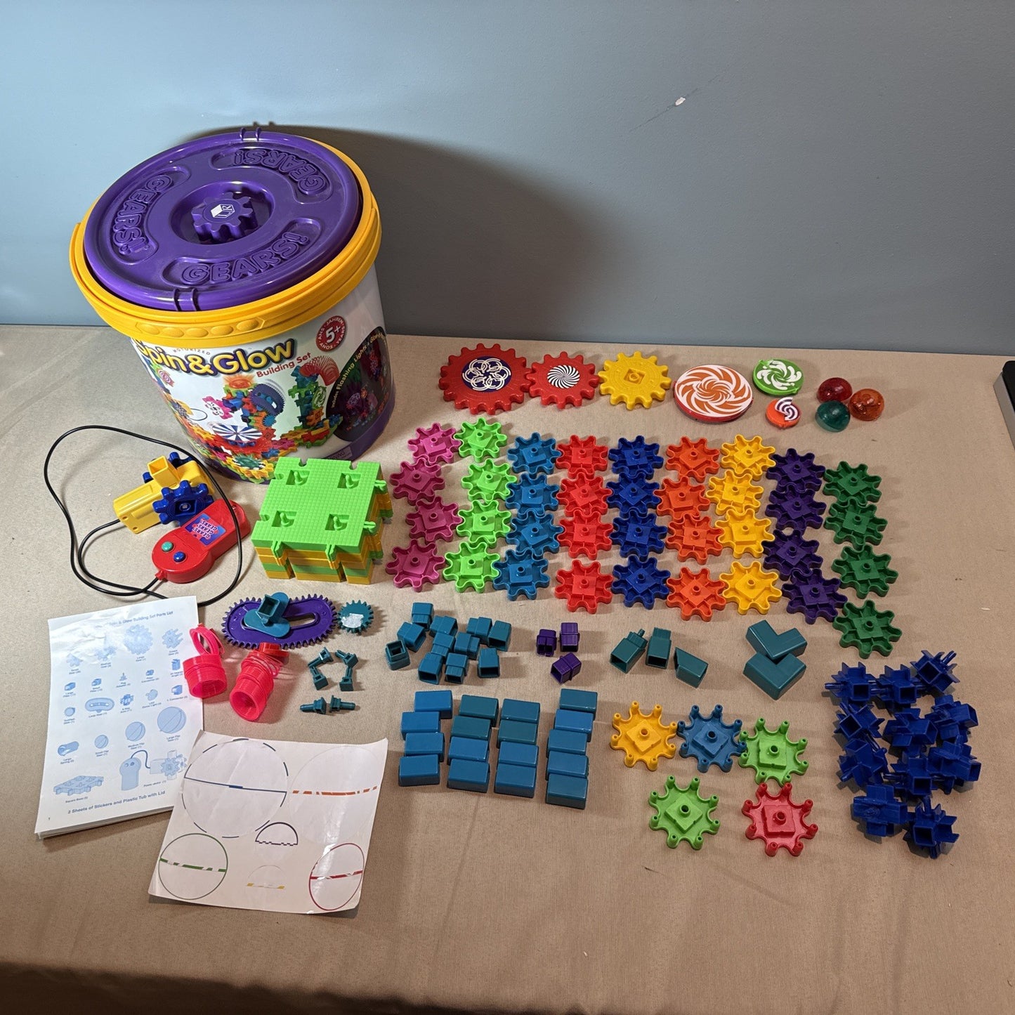 Gears Gears Gears Spin n Glow Learning Resources Motorized Play Set Complete