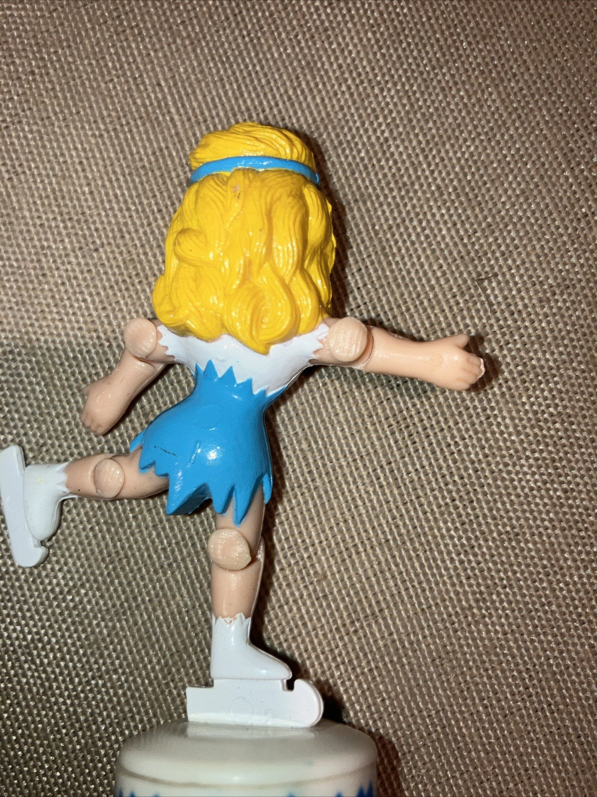 Vintage Ice Maidens PVC Figure Lot Of 2 Skaters Magnets Work
