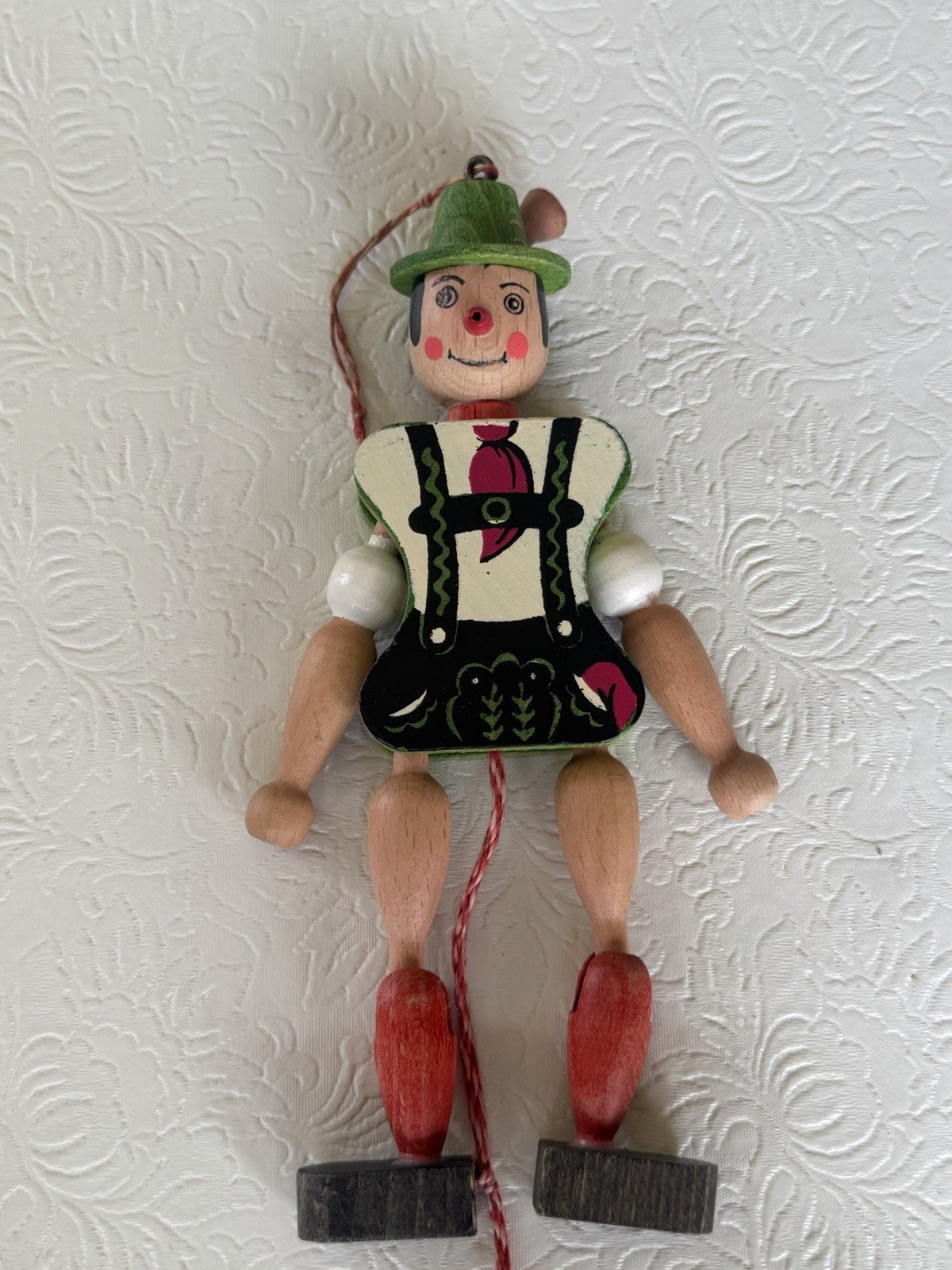 Vintage Austrian Wood Pull String Dancing Man Lederhosen Jumping Toy