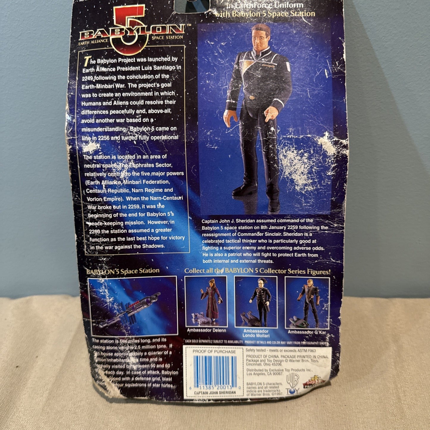 Vintage 1997 Babylon 5 Captain John Sheridan Figure Warner Bros Space Station