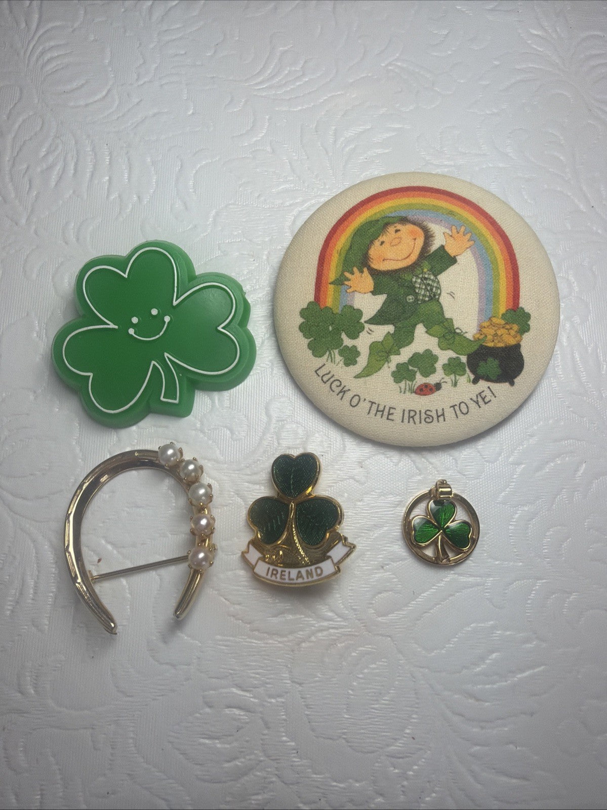 Vtg Lucky Irish Pin Brooch Shamrock Leprechaun Ireland Horseshoe Pearl Clover