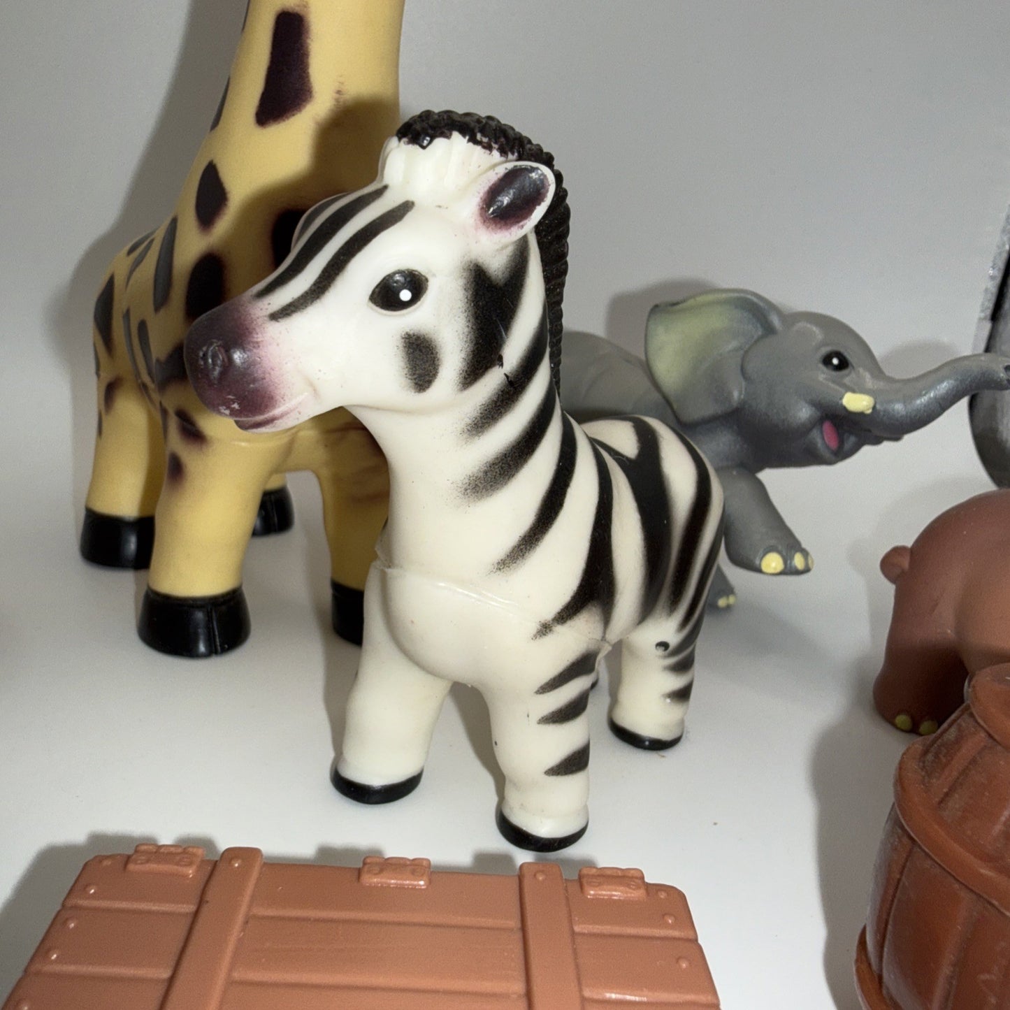Safari Animals Ranger Figures Lot Wildlife Toy Set Mixed Figures Vinyl Bath Toys