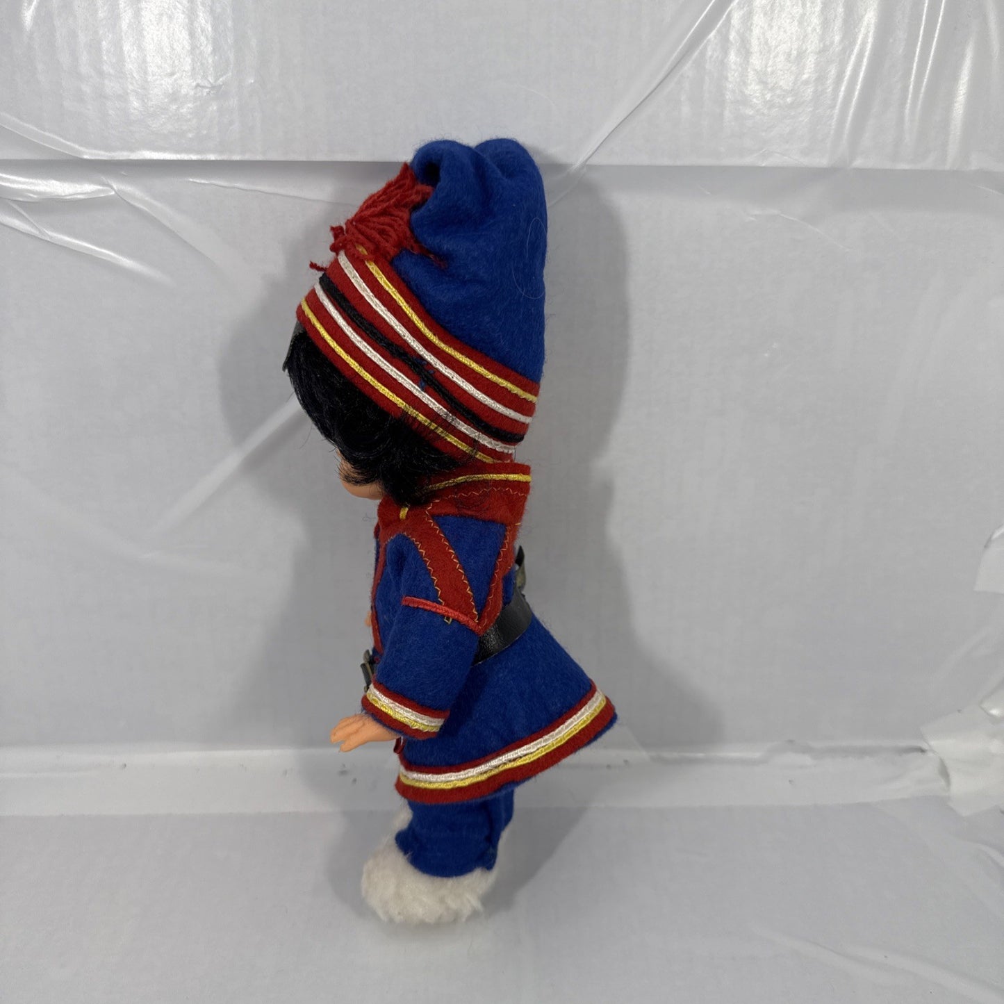 Vintage GDR Ari Doll Sami Lapland Costume Sleep Eyes East Germany 9"