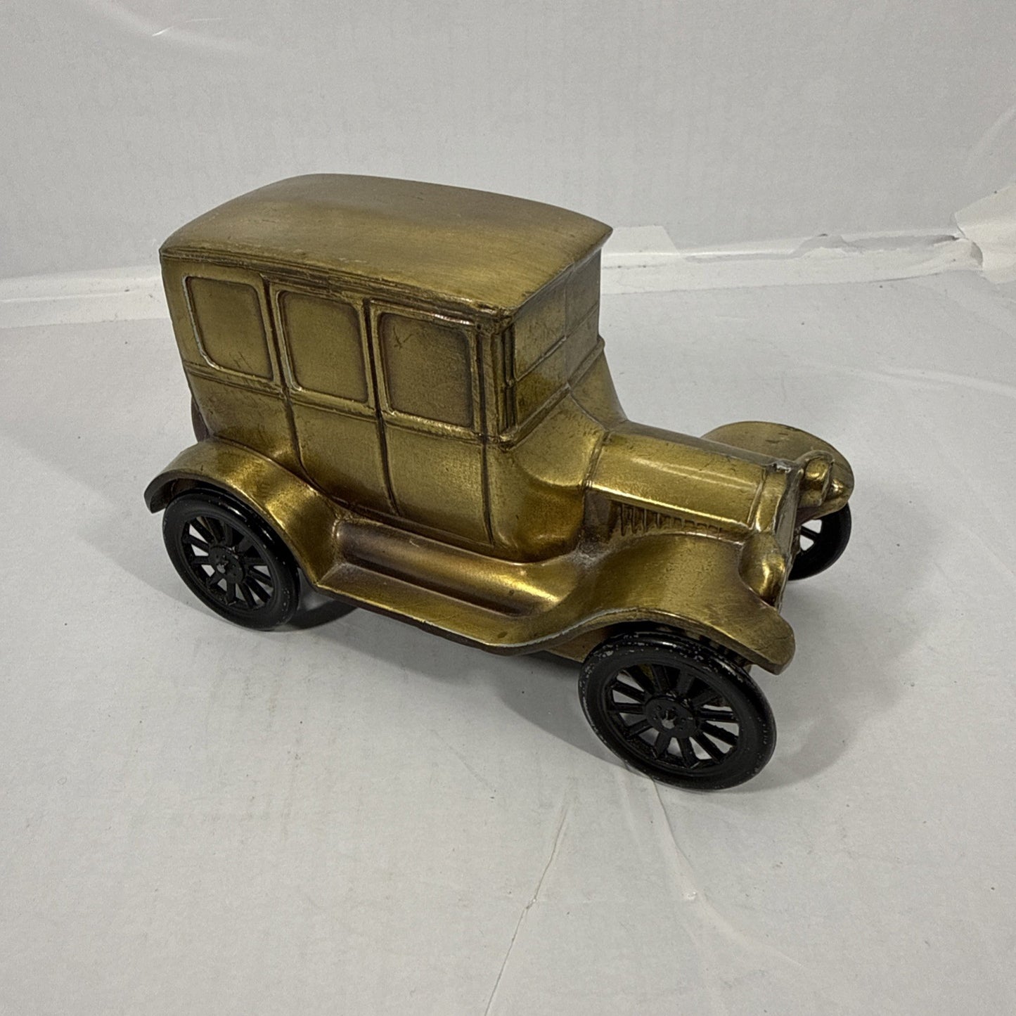 Vintage Banthrico 1926 Ford Model T Brass Coin Bank Chicago USA Auto