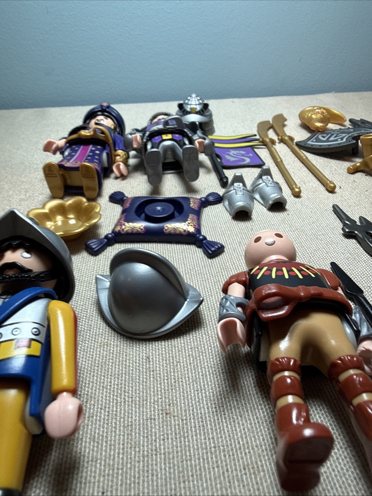 Playmobil Dragon Knight Genie Conquistatore, Queen Others With Accessories