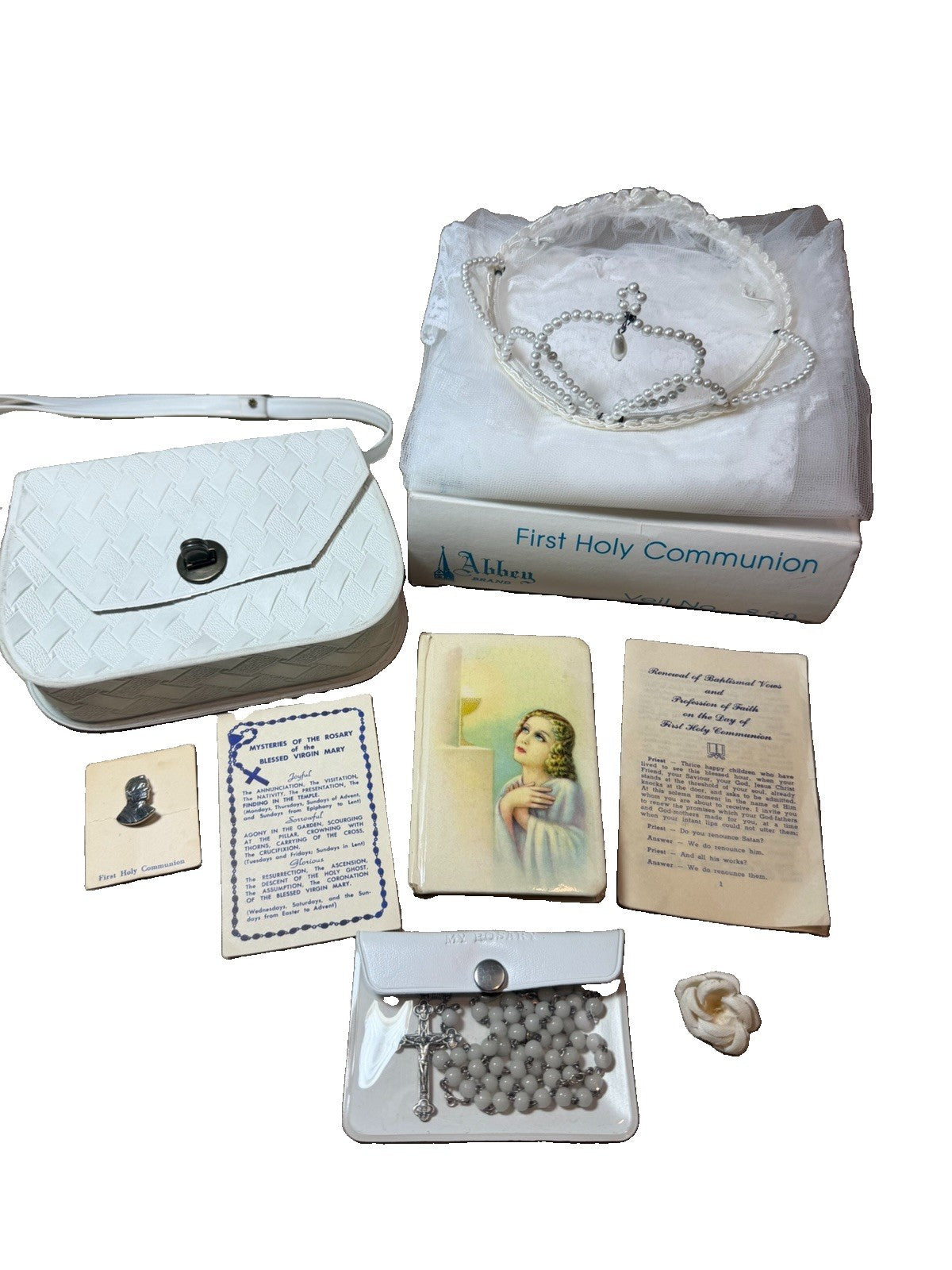 Vintage First Holy Communion Set Veil Rosary Purse Prayer Book Lapel Pin