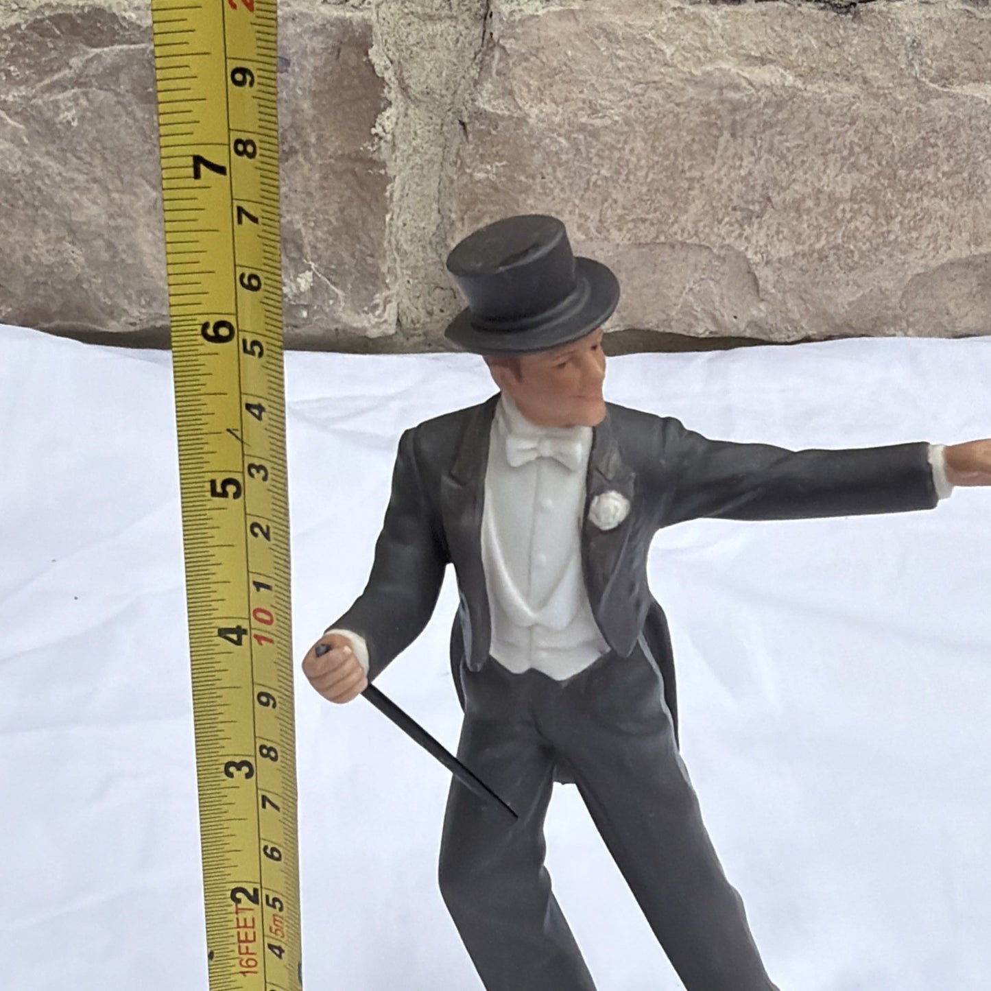 Avon Fred Astaire Figurine 1984 Images of Hollywood Porcelain 7"x3"