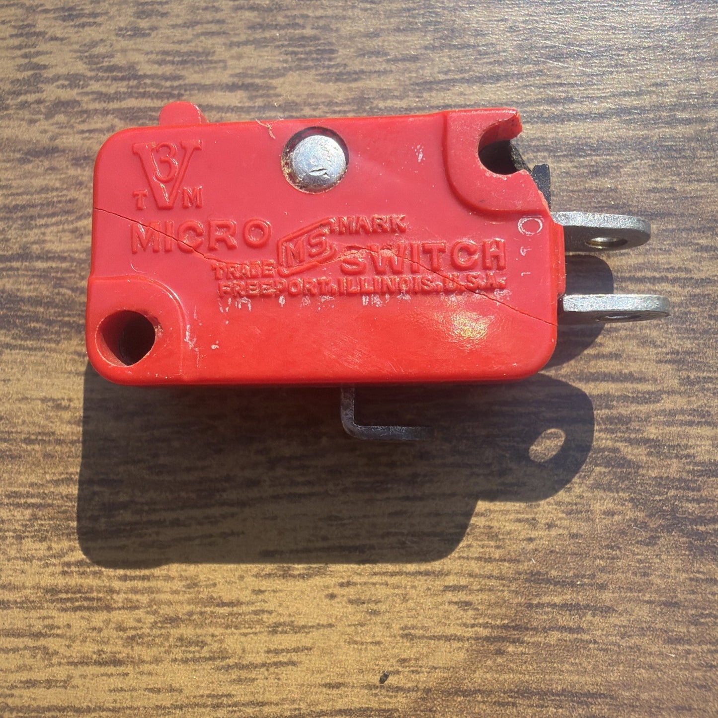 Lot Of 4 Micro Switches V3 444 V3 1 Industrial Electrical Parts